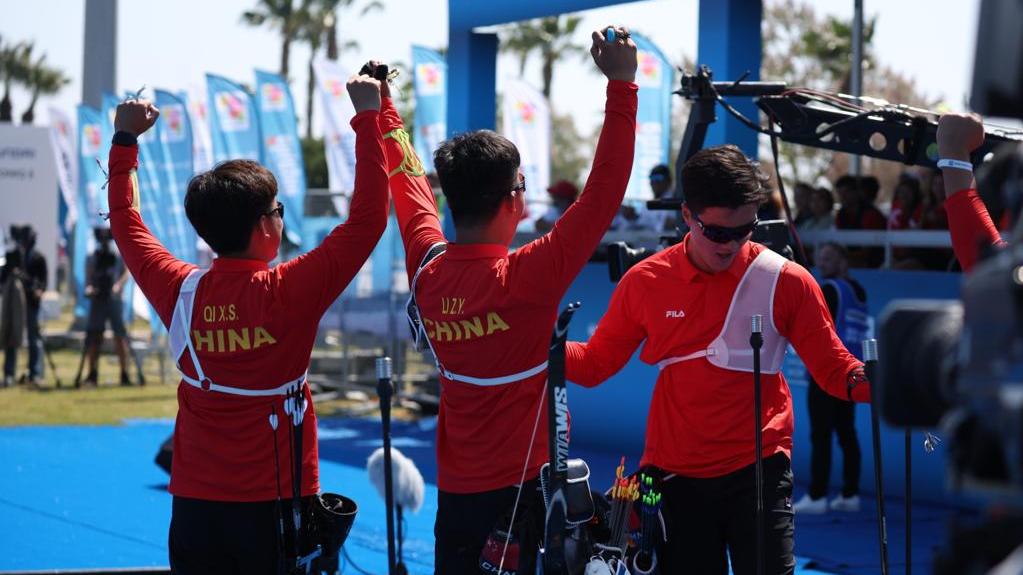 China_men_recurve.jpg